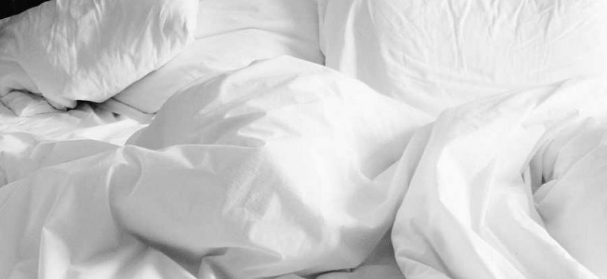 Врачи призывают чаще менять постельное белье